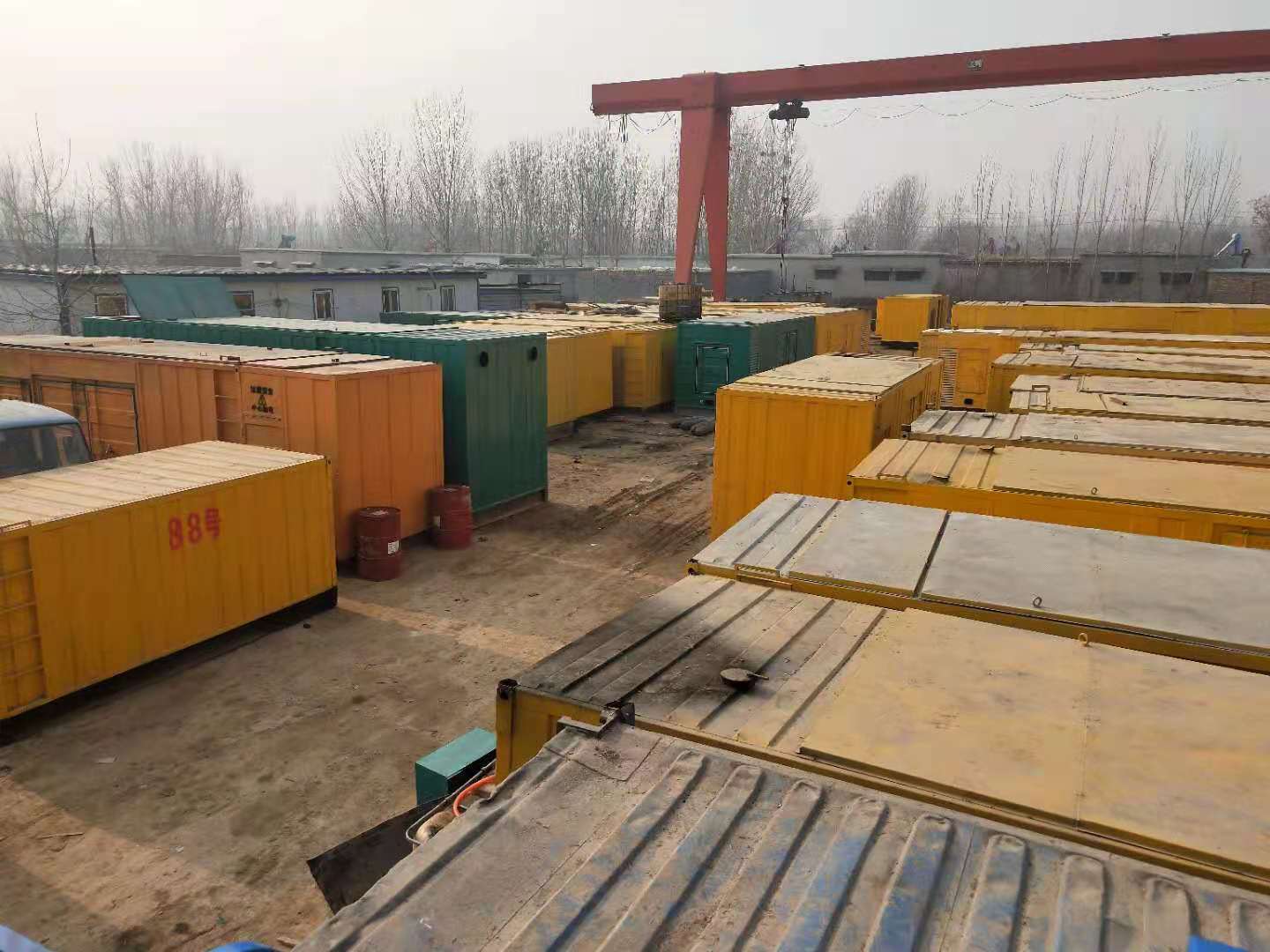 汉南租赁发电机-灰尘、风沙对柴油发电机组造成哪些不良影响？
