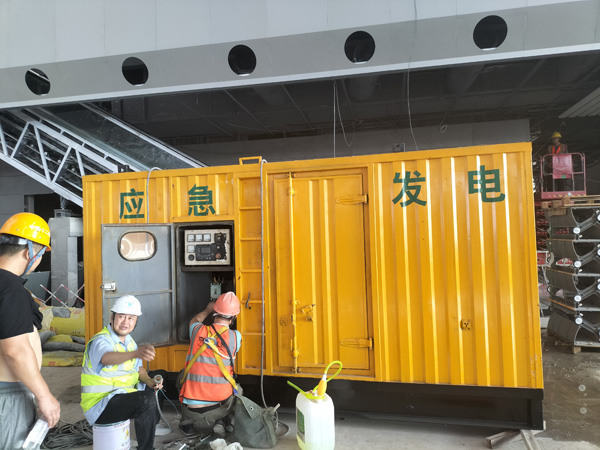 汉南怎样判断空气滤清器是否需要更换？
